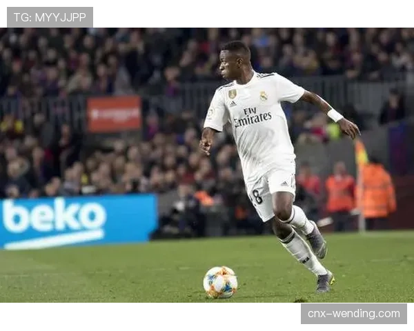 维尼修斯与姆巴佩配合生疏，赛事强度放大化学反应